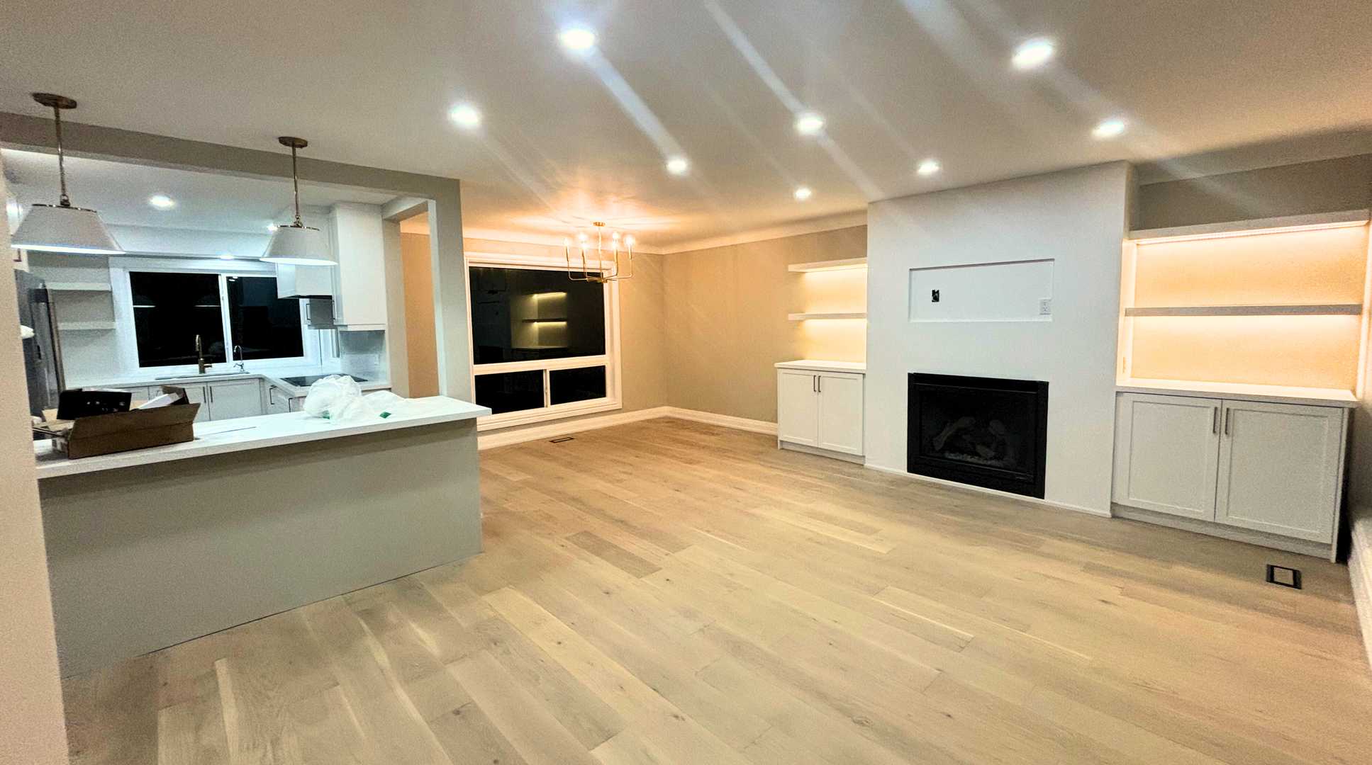 Whole house renovation, include flooring and tiles. Both bathroom installed